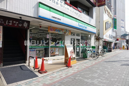 ファミリーマート 北浦和東口駅前店の画像1