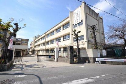 岸和田市立久米田中学校の画像1