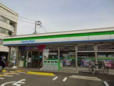 ファミリーマート 豊中本町一丁目店