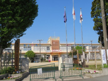 東昌小学校の画像1