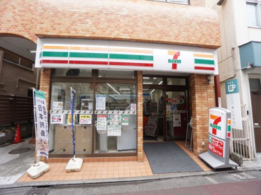 セブンイレブン 明大前すずらん通りの画像1