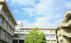 宇治市立広野中学校の画像1