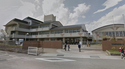 岩出市立中央小学校の画像1
