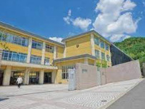 京都市立春日丘中学校の画像1