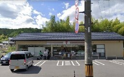 セブンイレブン産業大学前店の画像1