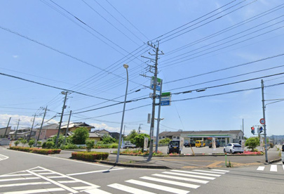 ファミリーマート　富士厚原店の画像1
