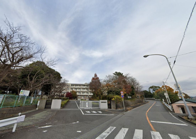 富士市立吉原第三中学校の画像1