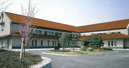羽曳野市立 陵南の森公民館の画像1