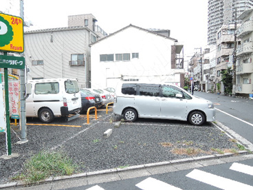 三井のリパーク東日暮里5丁目駐車場の画像3