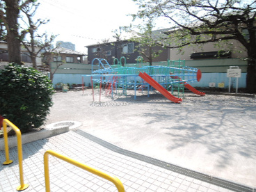 荒川区立　町屋第二児童遊園の画像1