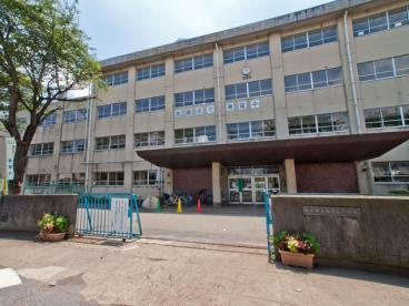 松戸市立松飛台小学校の画像1