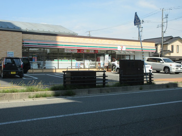 セブンイレブン駅東口店の画像1