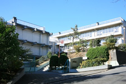 横浜市立岡津中学校の画像1