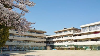 吹田市立吹田第三小学校の画像1