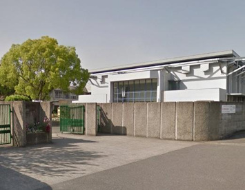 和泉市立富秋中学校の画像1
