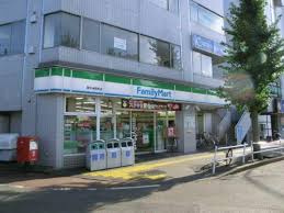 ファミリーマート 東中神駅前店の画像1