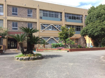和泉市立鶴山台北小学校の画像1