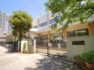 葛飾区立青戸小学校の画像1