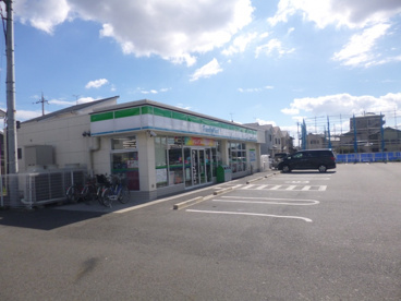 ファミリーマート小平井店の画像1