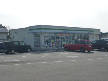 ファミリーマート原之郷店の画像1