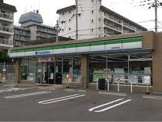 ファミリーマート 豊中東泉丘店