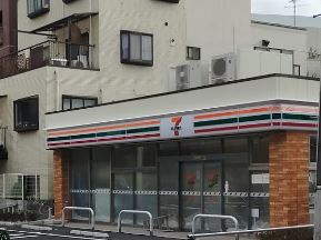 セブン-イレブン 渋谷鶯谷町店の画像1