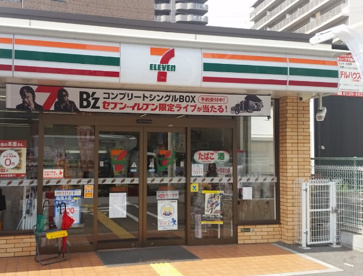 セブンイレブン 大阪本庄西1丁目店の画像1