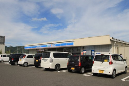 ローソン九州労災病院前店の画像2