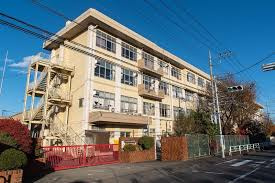 八王子市立椚田小学校の画像1