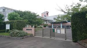 浦安市立日の出中学校の画像1