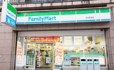 ファミリーマート 中川駅前店