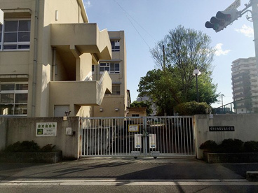 堺市立西百舌鳥小学校の画像1