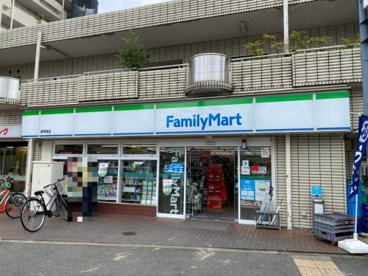 ファミリーマート 紫明通店の画像1