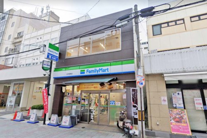 ファミリーマート 庄内駅東店の画像1