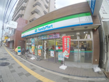 ファミリーマート 庄内東町四丁目店の画像1