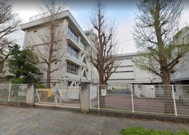 府中第一中学の画像1