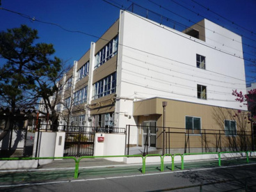 板橋区立高島第一小学校の画像1