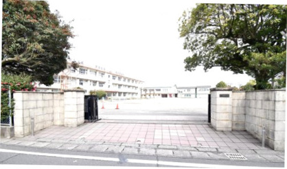 鹿児島市立西紫原小学校の画像1