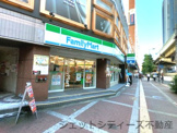 ファミリーマート 堂山町店