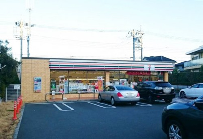 セブン-イレブン 横浜奈良３丁目店の画像1