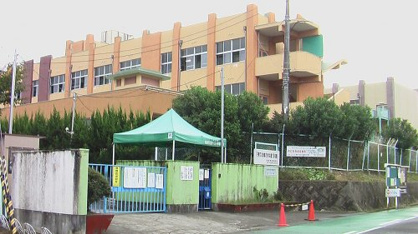和泉市立緑ケ丘小学校の画像1