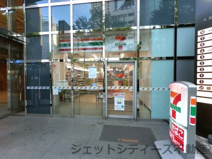セブンイレブン 梅田曽根崎新地2丁目店