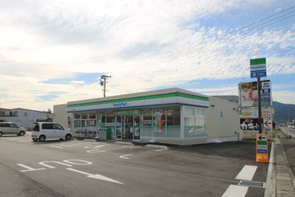 ファミリーマート　上曽根新町店の画像1