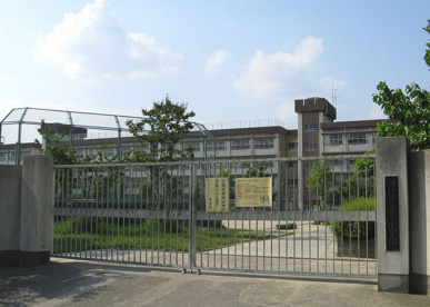 豊中市立豊島北小学校の画像1