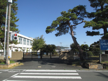 三川小学校の画像2