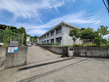 藤沢市立片瀬小学校の画像1