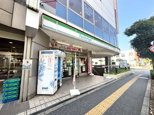 ファミリーマート 稲毛海岸駅前店