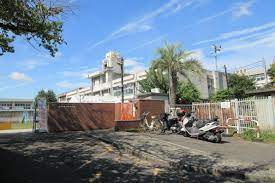 枚方市立高陵小学校の画像1