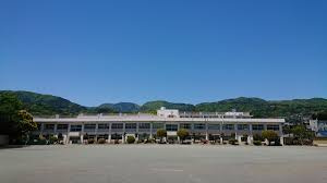 湯河原町立吉浜小学校の画像1