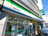 ファミリーマート 堂島北新地店